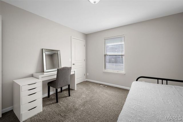 757 Lost Canyon Boulevard, Wentzville, MO 63385