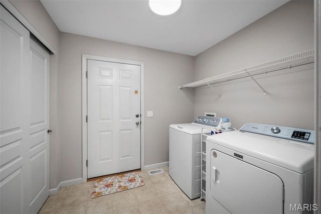 757 Lost Canyon Boulevard, Wentzville, MO 63385