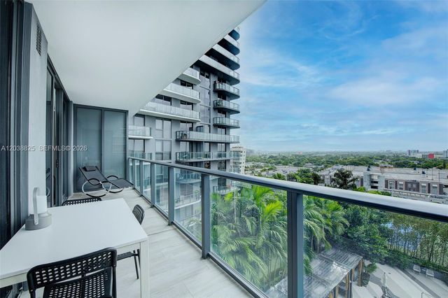 121 NE 34th St 1111, Miami, FL 33137