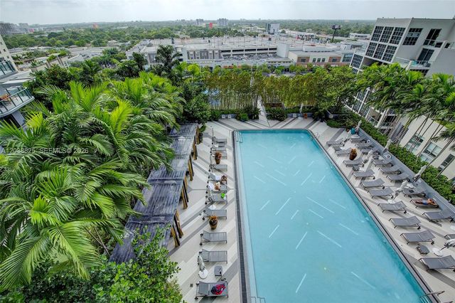 121 NE 34th St 1111, Miami, FL 33137