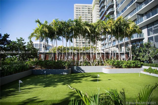 121 NE 34th St 1111, Miami, FL 33137