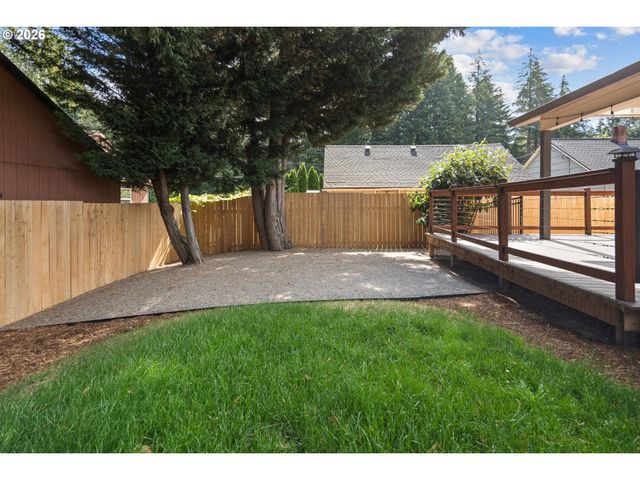 141 Nw CODY Ct, Hillsboro, OR 97124