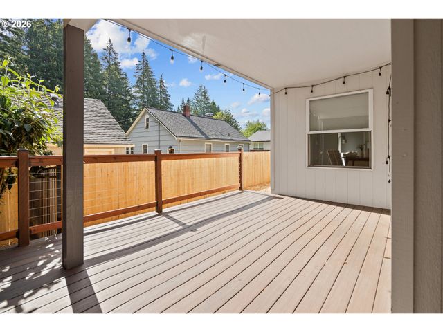 141 Nw CODY Ct, Hillsboro, OR 97124