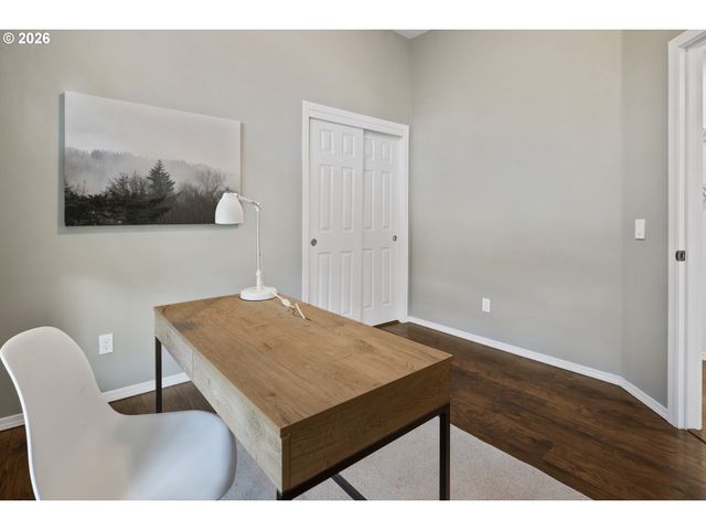 141 Nw CODY Ct, Hillsboro, OR 97124
