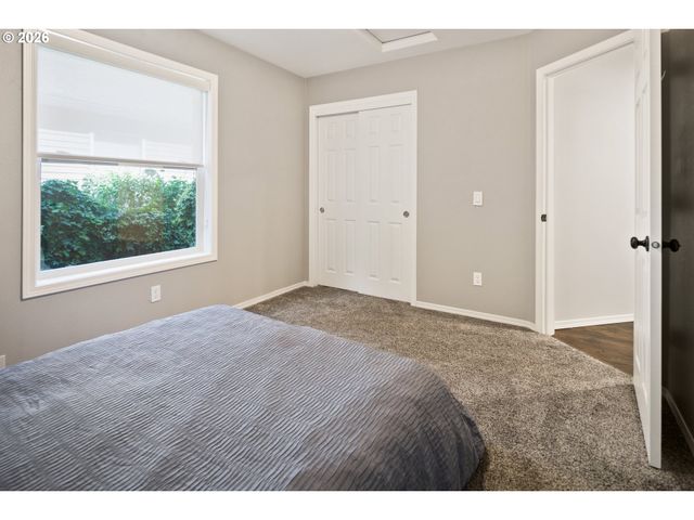 141 Nw CODY Ct, Hillsboro, OR 97124