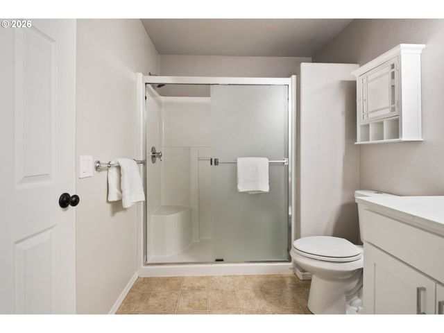 141 Nw CODY Ct, Hillsboro, OR 97124