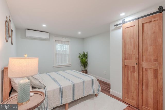 909 CORGIE ST, Cape May, NJ 08204