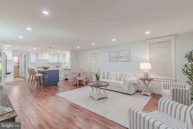 909 CORGIE ST, Cape May, NJ 08204