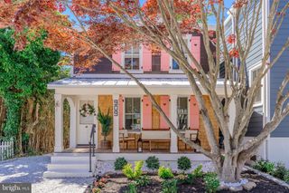 909 CORGIE ST, Cape May, NJ 08204