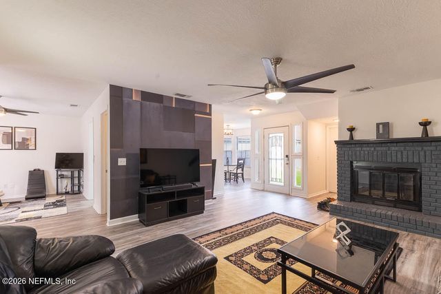 8332 NEWGATE Circle W, Jacksonville, FL 32244