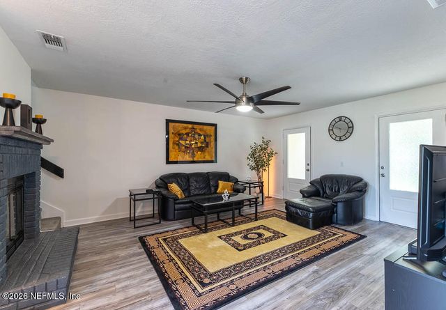 8332 NEWGATE Circle W, Jacksonville, FL 32244