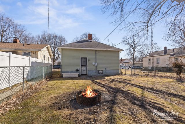 245 N 6th Avenue, Kankakee, IL 60901