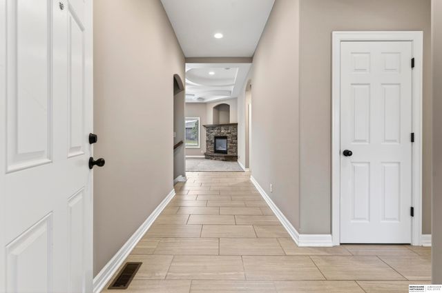 10615 Hillcrest Drive, La Vista, NE 68128