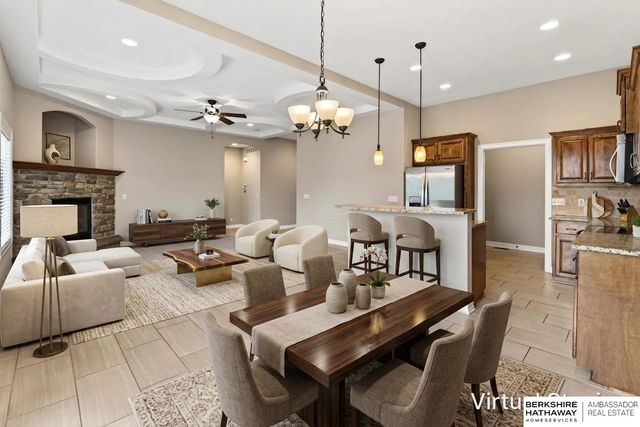 10615 Hillcrest Drive, La Vista, NE 68128
