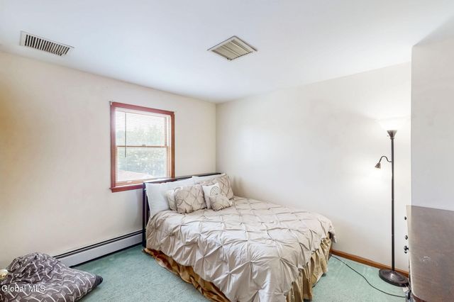 1141 Vinewood Avenue, Rotterdam, NY 12306