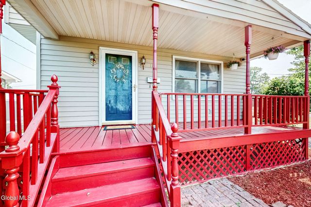 1141 Vinewood Avenue, Rotterdam, NY 12306