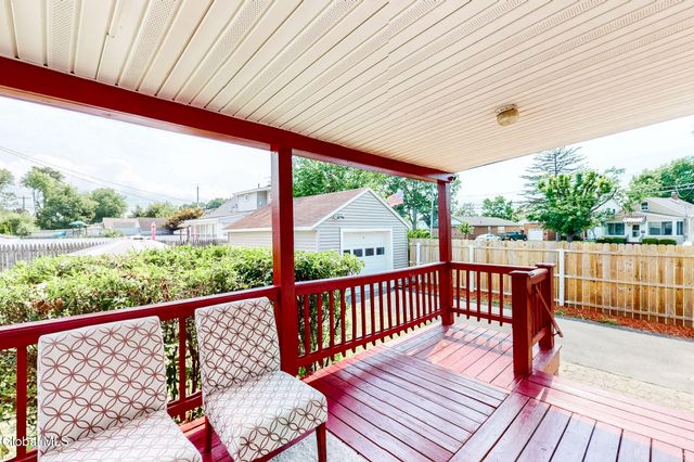 1141 Vinewood Avenue, Rotterdam, NY 12306