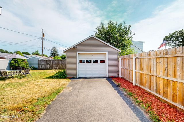 1141 Vinewood Avenue, Rotterdam, NY 12306