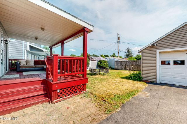 1141 Vinewood Avenue, Rotterdam, NY 12306