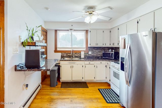 1141 Vinewood Avenue, Rotterdam, NY 12306