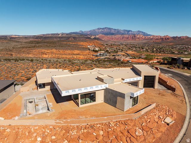 147 N WESTGATE HILLS DR, Washington, UT 84780