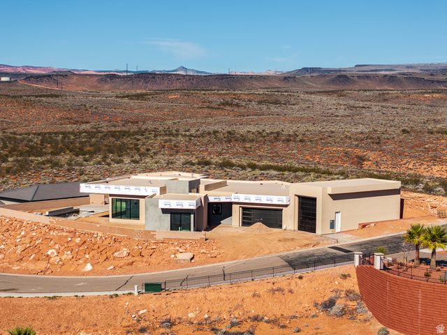 147 N WESTGATE HILLS DR, Washington, UT 84780