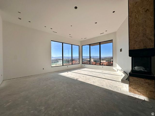 147 N WESTGATE HILLS DR, Washington, UT 84780