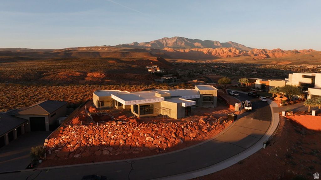 147 N WESTGATE HILLS DR, Washington, UT 84780