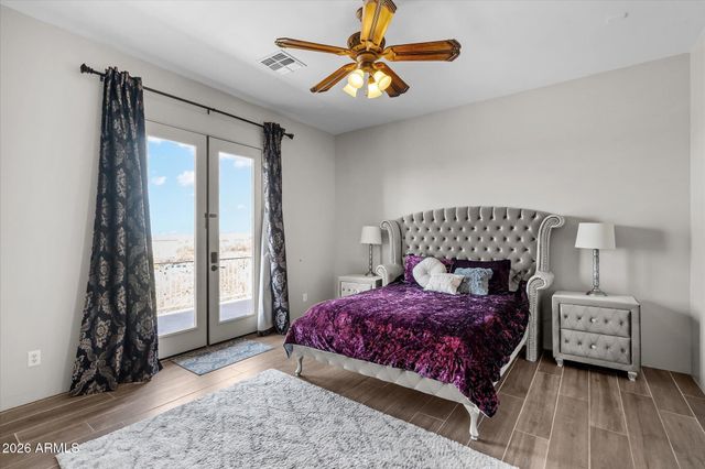 33306 N 53RD Place, Cave Creek, AZ 85331
