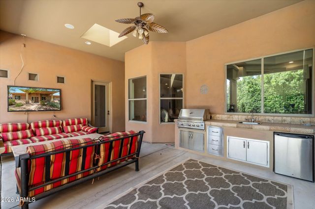 33306 N 53RD Place, Cave Creek, AZ 85331