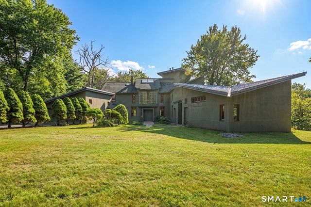 27 Ridge Road, Canton, CT 06019