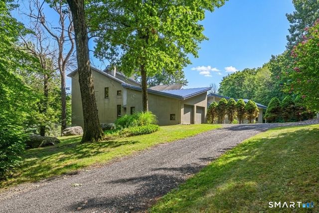 27 Ridge Road, Canton, CT 06019