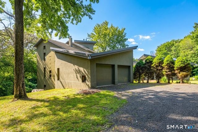 27 Ridge Road, Canton, CT 06019