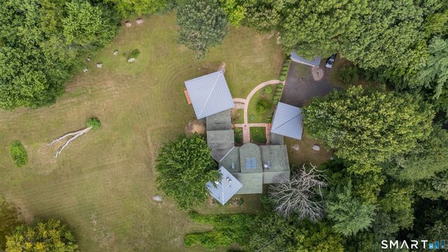 27 Ridge Road, Canton, CT 06019