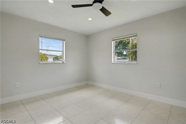 138 Brooks RD, North Fort Myers, FL 33917