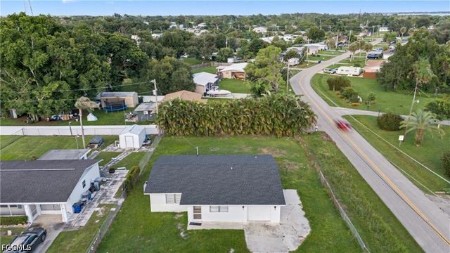 138 Brooks RD, North Fort Myers, FL 33917