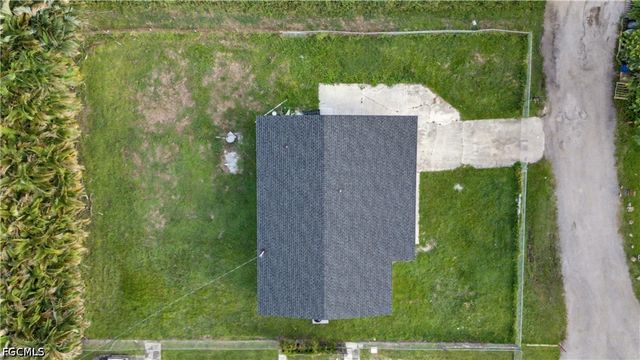 138 Brooks RD, North Fort Myers, FL 33917