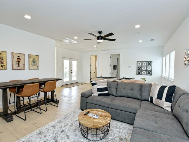 1201 Canyon Edge DR, Austin, TX 78733