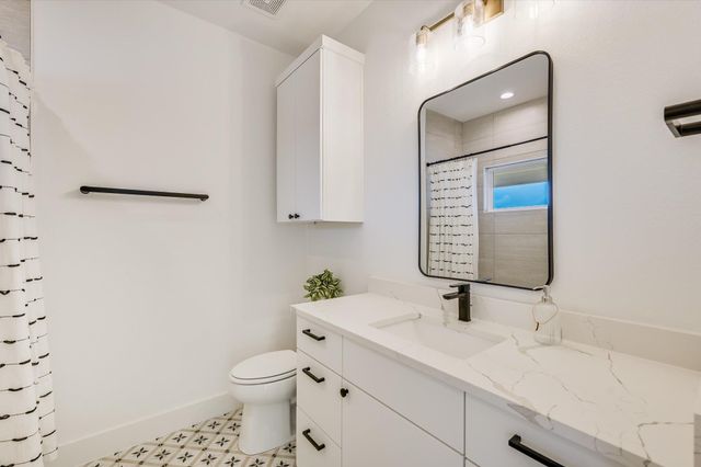 1201 Canyon Edge DR, Austin, TX 78733