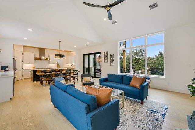 1201 Canyon Edge DR, Austin, TX 78733