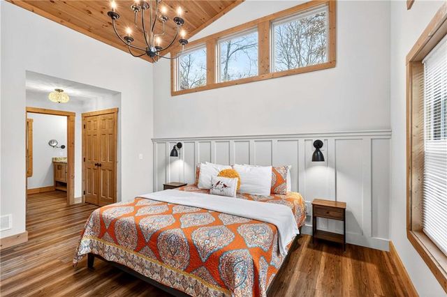130 Orbit Lane, Ellijay, GA 30540