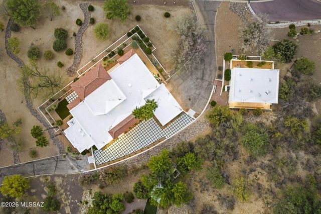 295 W Valle Del Oro Road, Oro Valley, AZ 85737