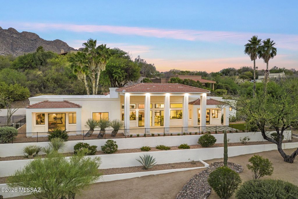 295 W Valle Del Oro Road, Oro Valley, AZ 85737