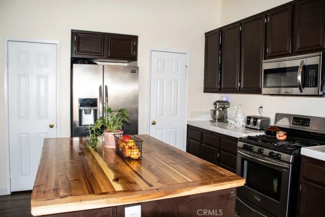 165 Solana, San Jacinto, CA 92582