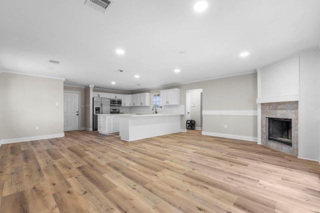 3302 Gladwyne Lane, La Porte, TX 77571