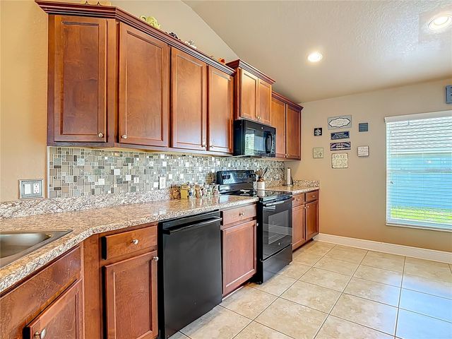 1170 LEGATTO LOOP, Dundee, FL 33838