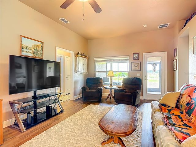1170 LEGATTO LOOP, Dundee, FL 33838