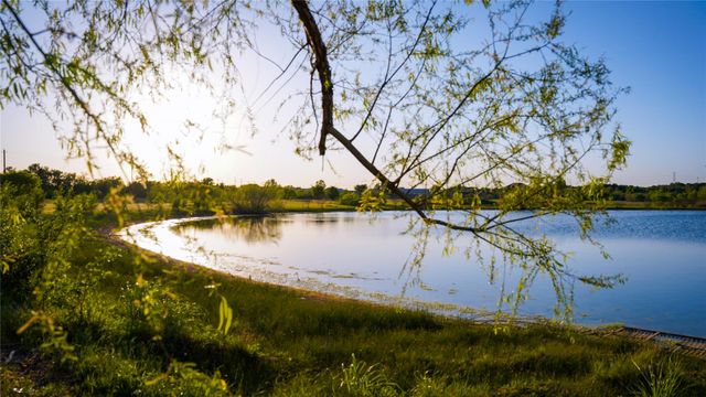 5728 Brocade DR, Austin, TX 78724