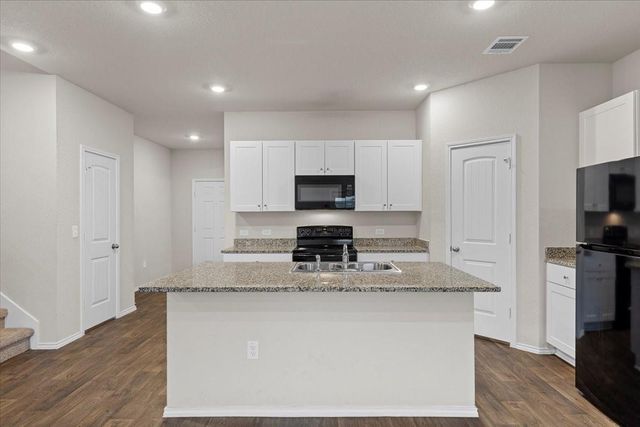 5728 Brocade DR, Austin, TX 78724