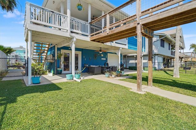 19 Dolphin Street, Bayou Vista, TX 77563